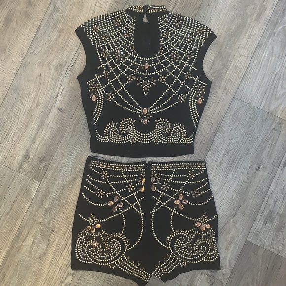 Coord set. Crop top and shorts!! - Picture 4 of 7